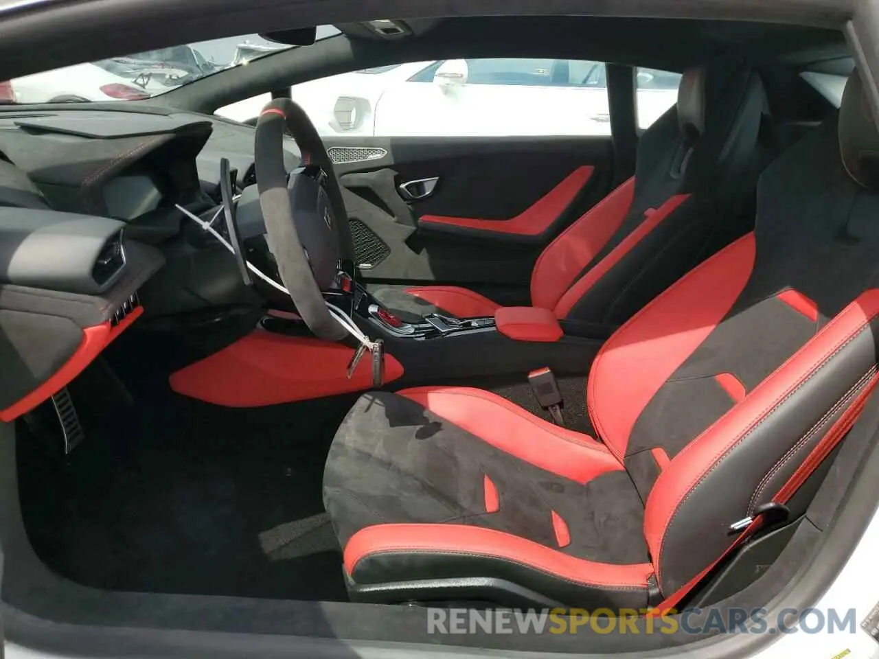 7 fotografías del automóvil dañado ZHWUB6ZF2RLA25686 LAMBORGHINI HURACAN TE 2024