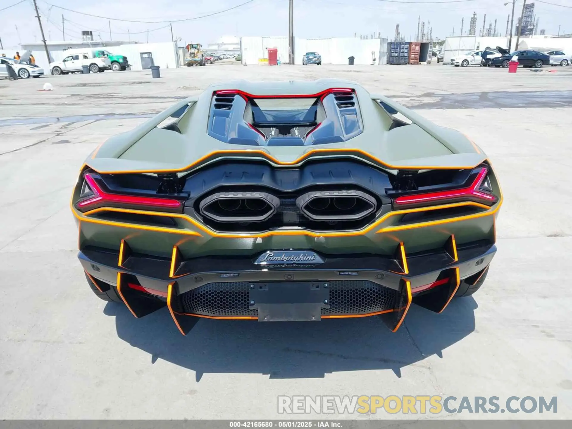 17 fotografías del automóvil dañado ZHWUC1ZM9RLA00251 LAMBORGHINI REVUELTO 2024