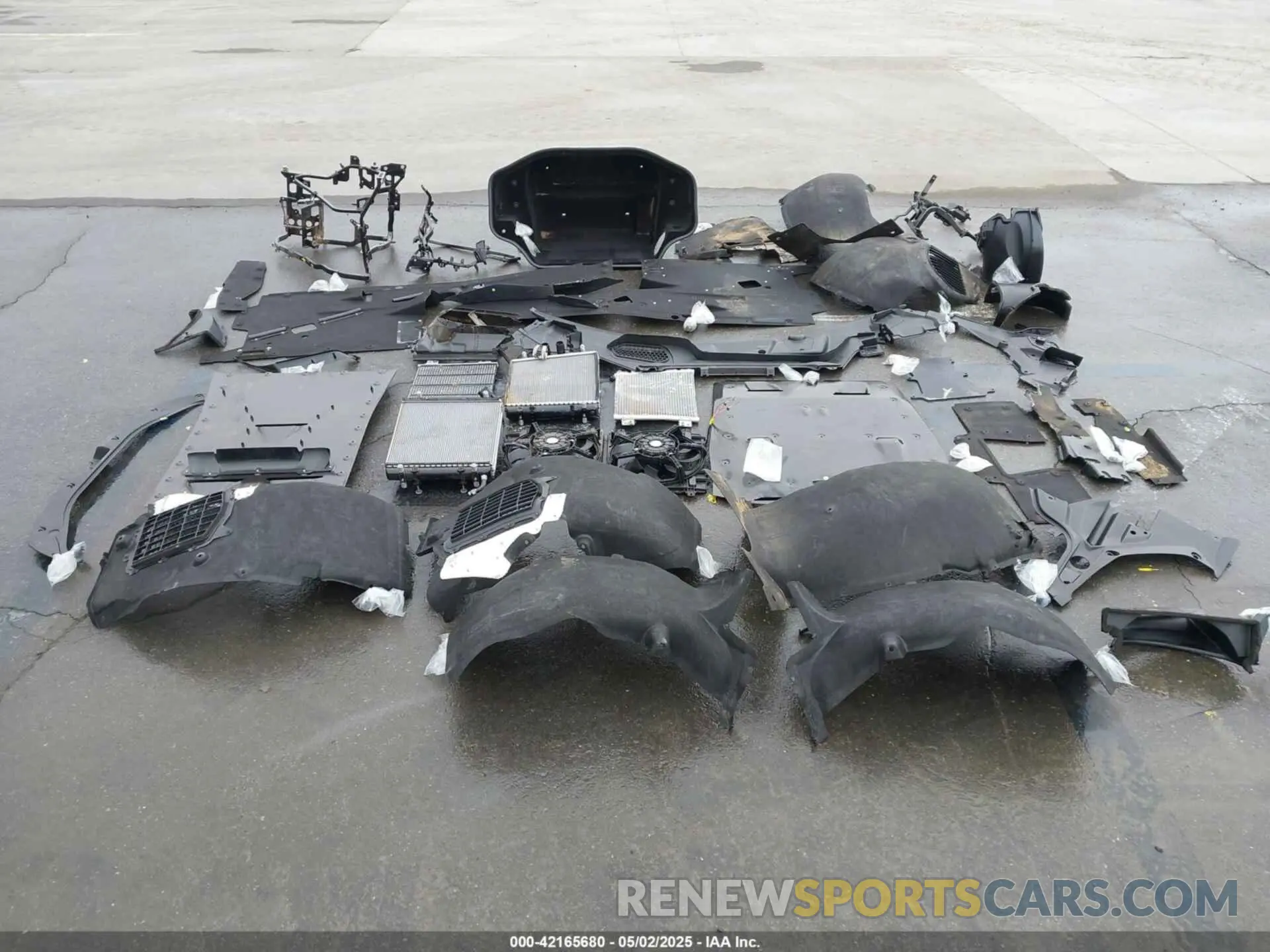 18 fotografías del automóvil dañado ZHWUC1ZM9RLA00251 LAMBORGHINI REVUELTO 2024