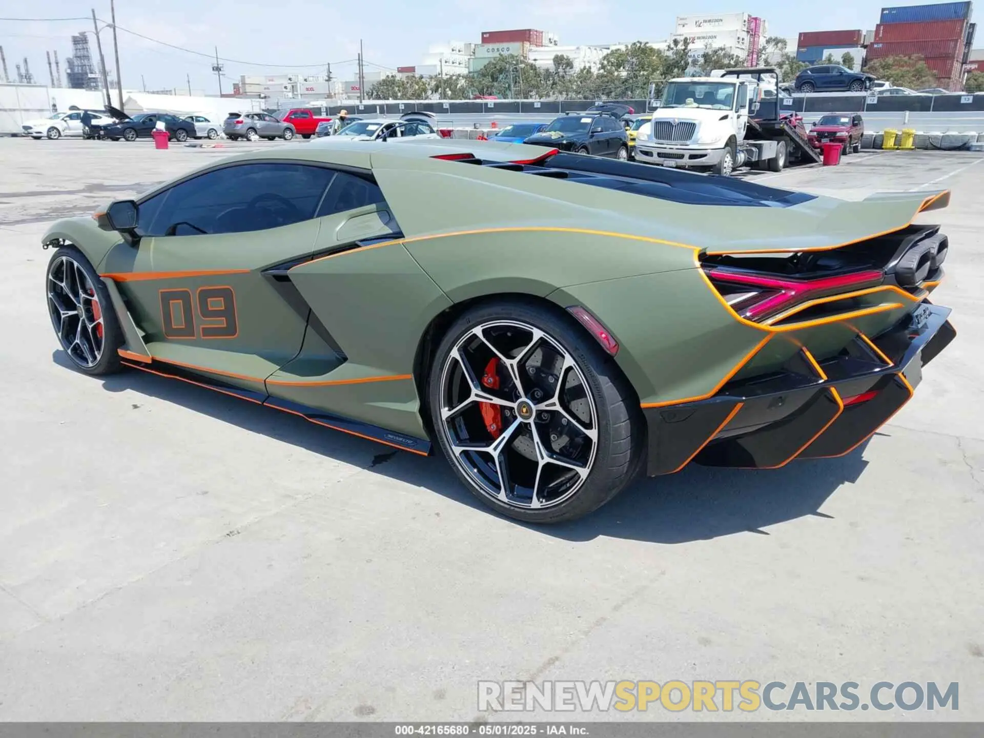 3 fotografías del automóvil dañado ZHWUC1ZM9RLA00251 LAMBORGHINI REVUELTO 2024
