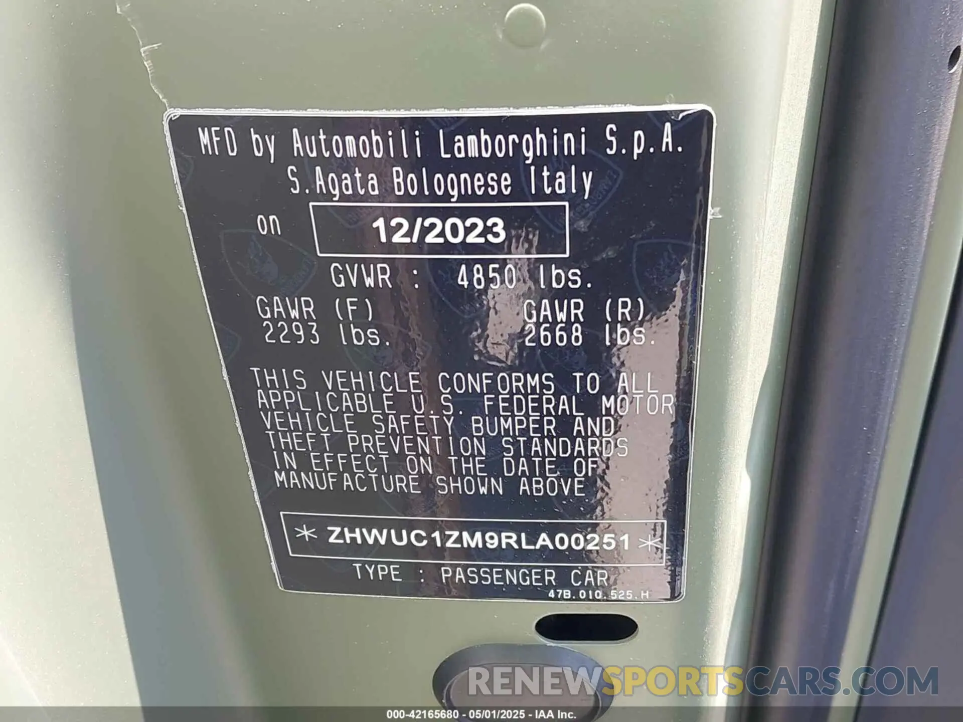 9 fotografías del automóvil dañado ZHWUC1ZM9RLA00251 LAMBORGHINI REVUELTO 2024
