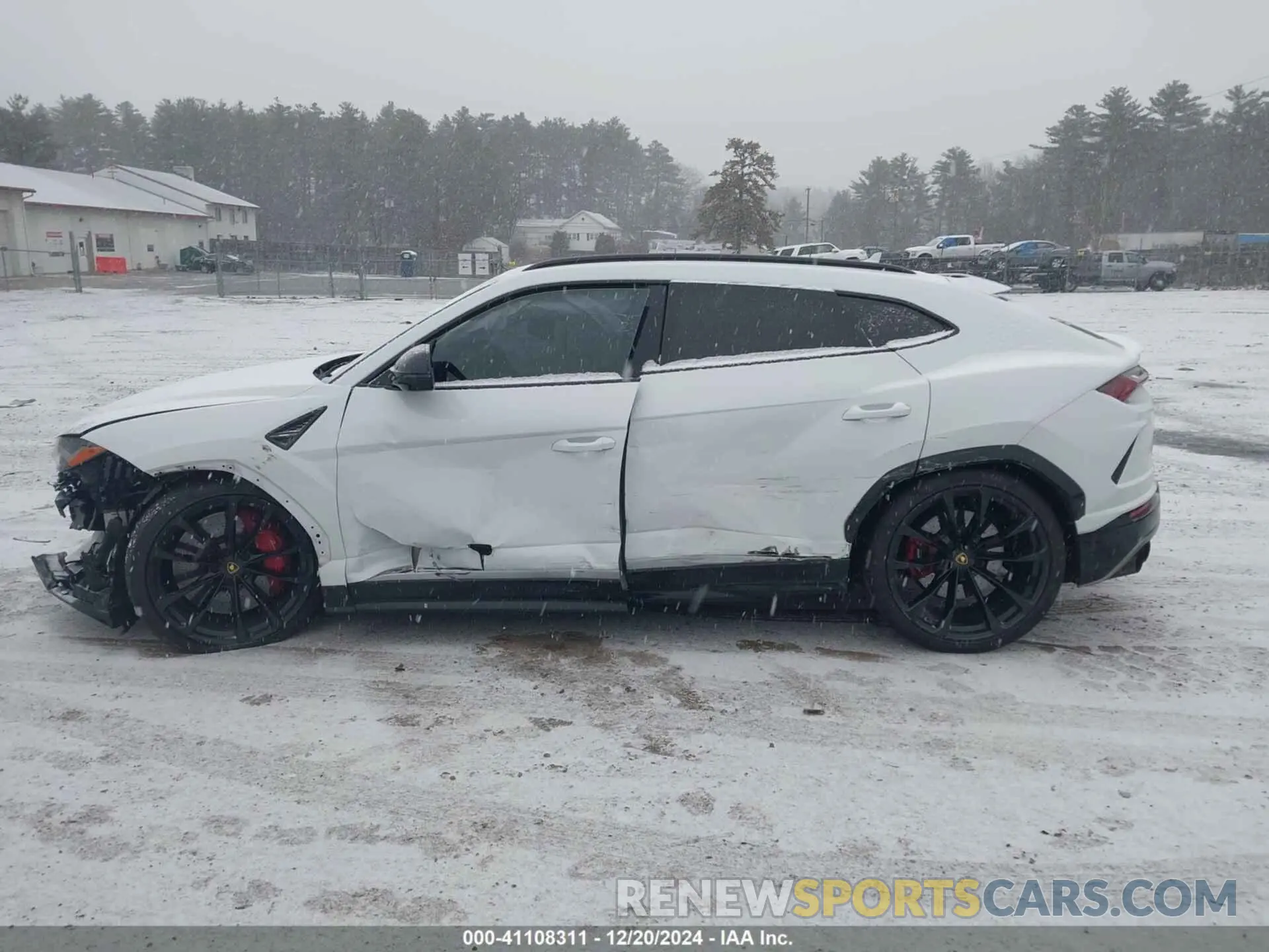 14 fotografías del automóvil dañado ZPBUA1ZL0KLA02164 LAMBORGHINI URUS 2019