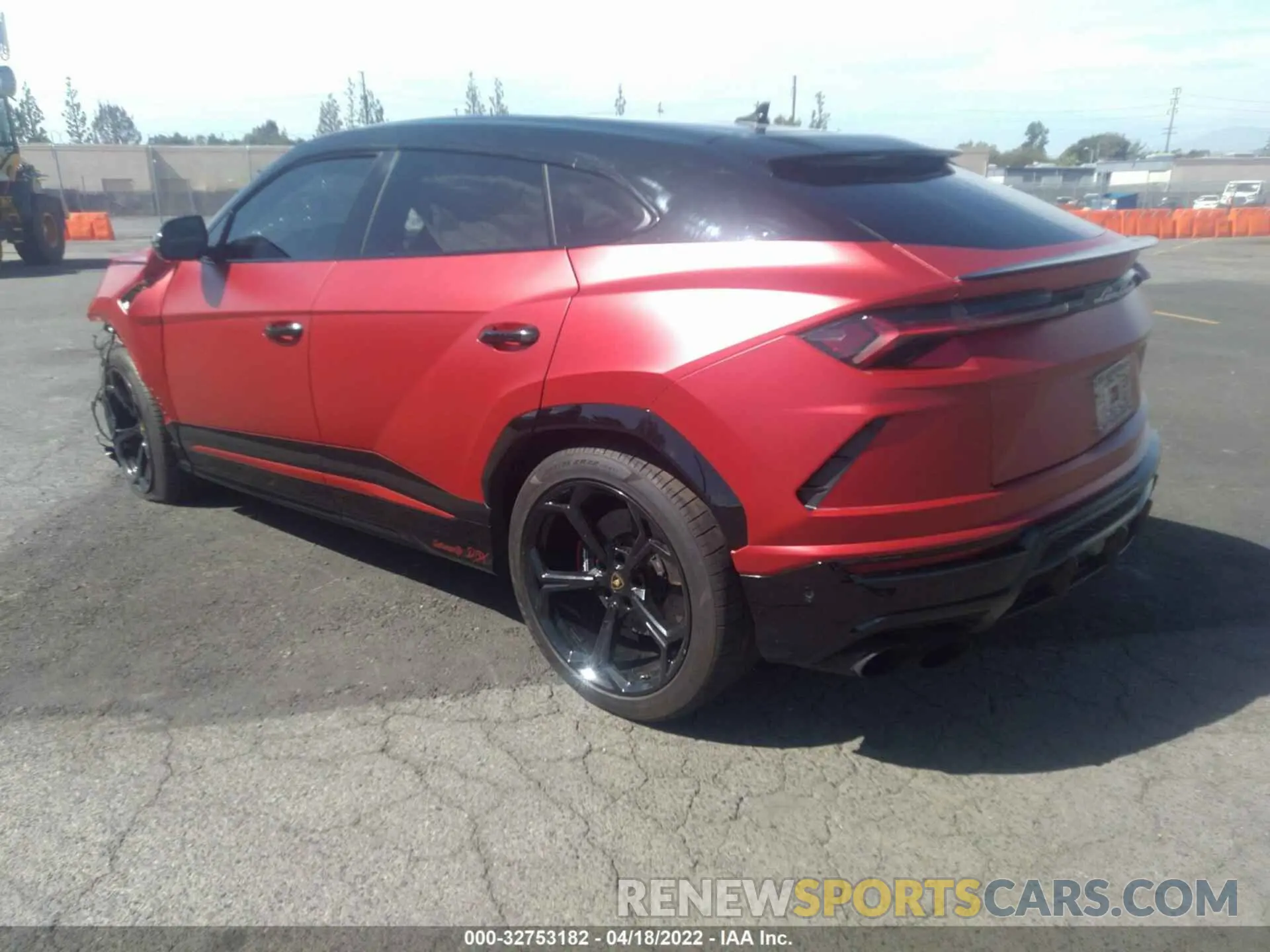 3 fotografías del automóvil dañado ZPBUA1ZL1KLA00858 LAMBORGHINI URUS 2019
