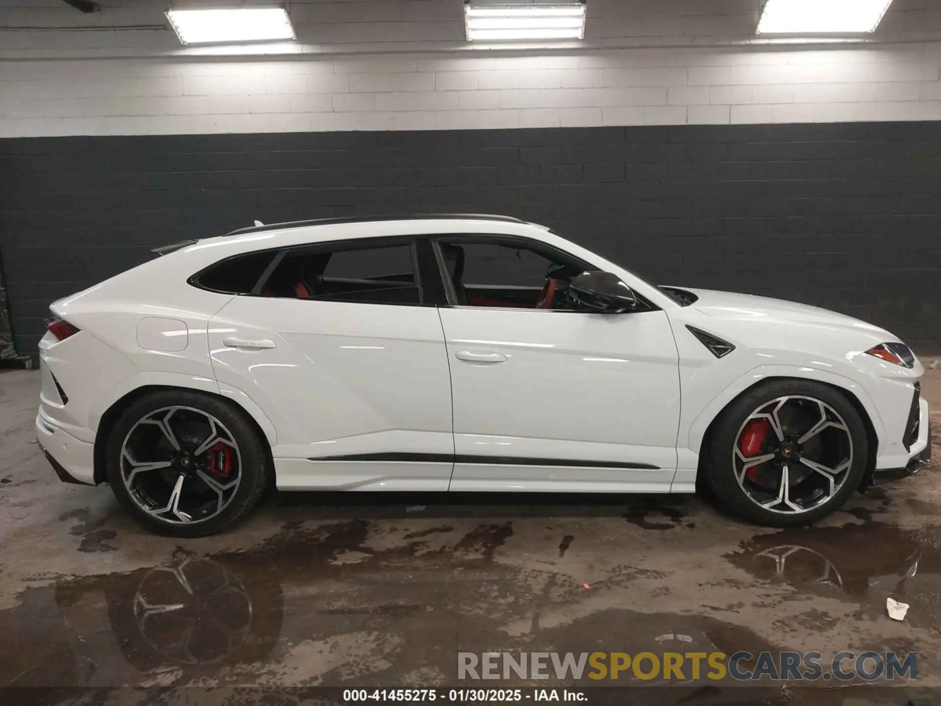 13 fotografías del automóvil dañado ZPBUA1ZL1KLA04859 LAMBORGHINI URUS 2019