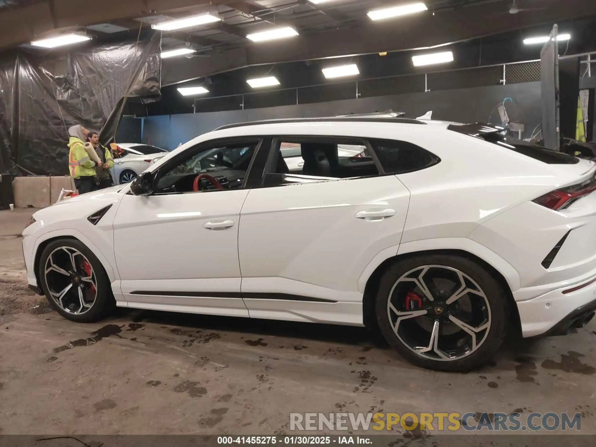 14 fotografías del automóvil dañado ZPBUA1ZL1KLA04859 LAMBORGHINI URUS 2019