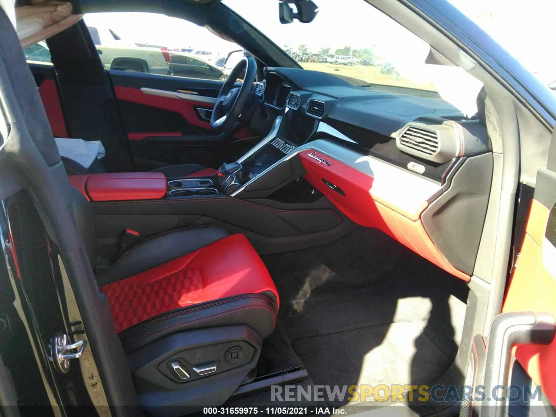 5 fotografías del automóvil dañado ZPBUA1ZL2KLA01842 LAMBORGHINI URUS 2019