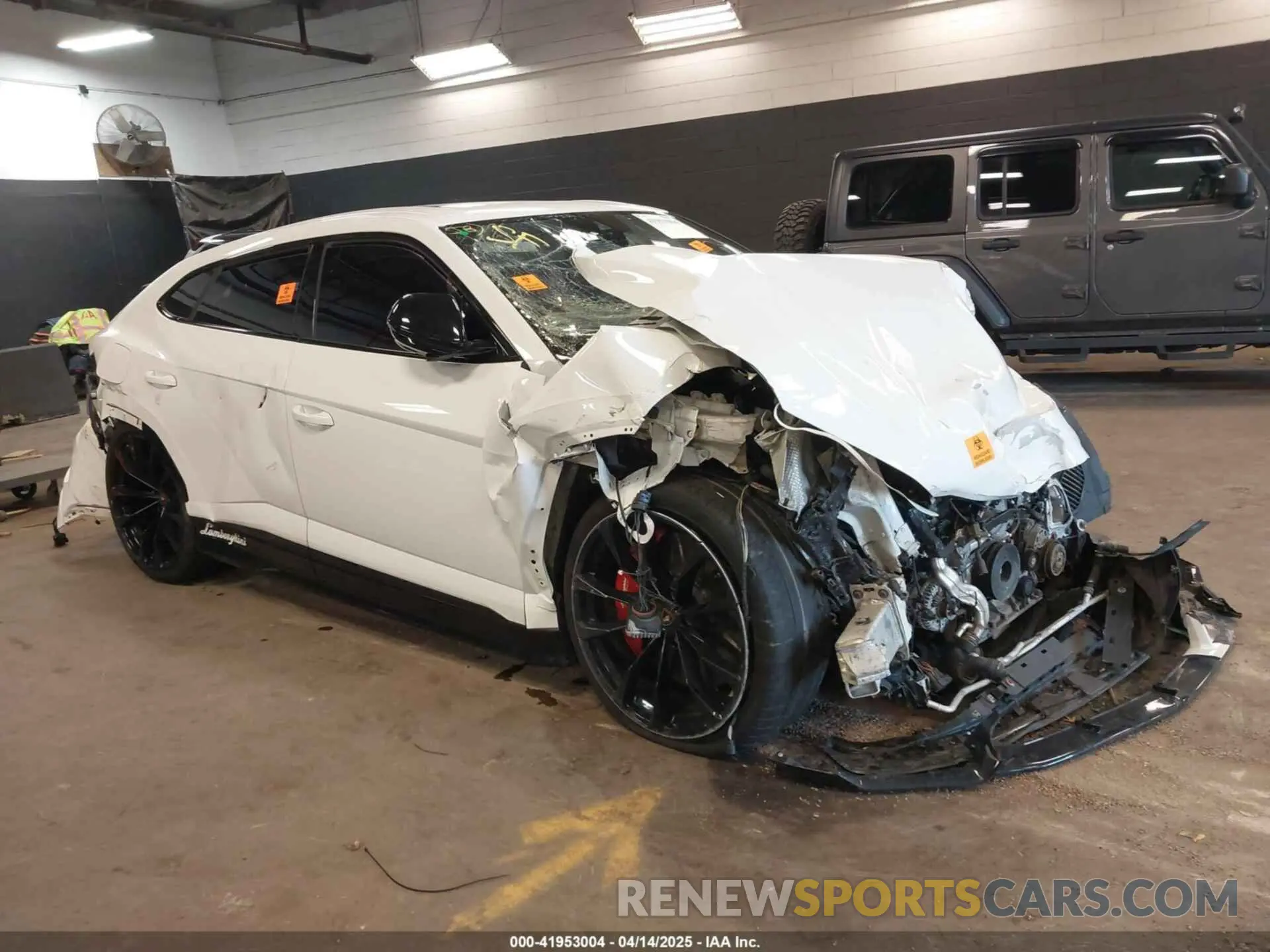 1 fotografías del automóvil dañado ZPBUA1ZL2KLA02084 LAMBORGHINI URUS 2019