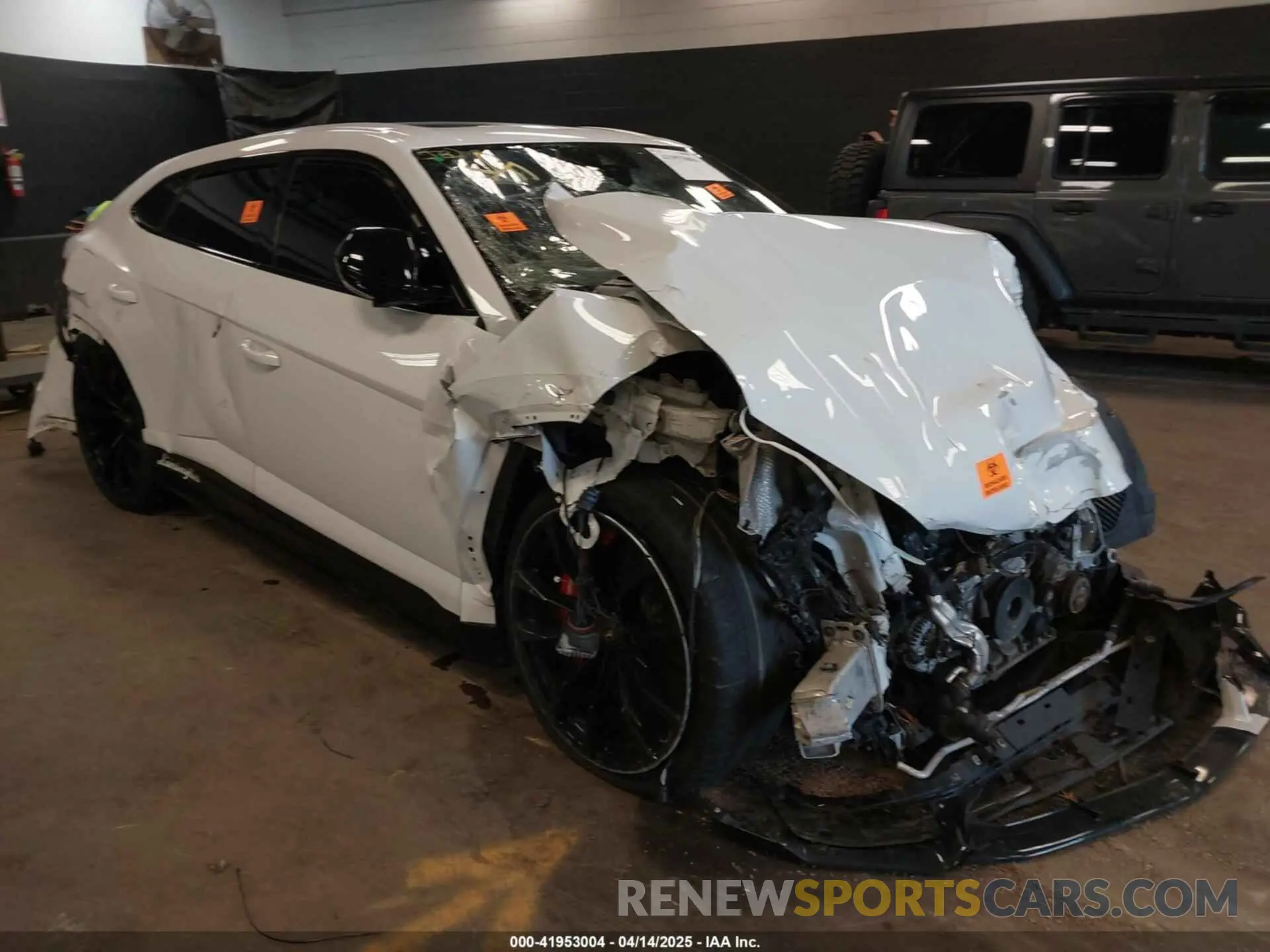 6 fotografías del automóvil dañado ZPBUA1ZL2KLA02084 LAMBORGHINI URUS 2019