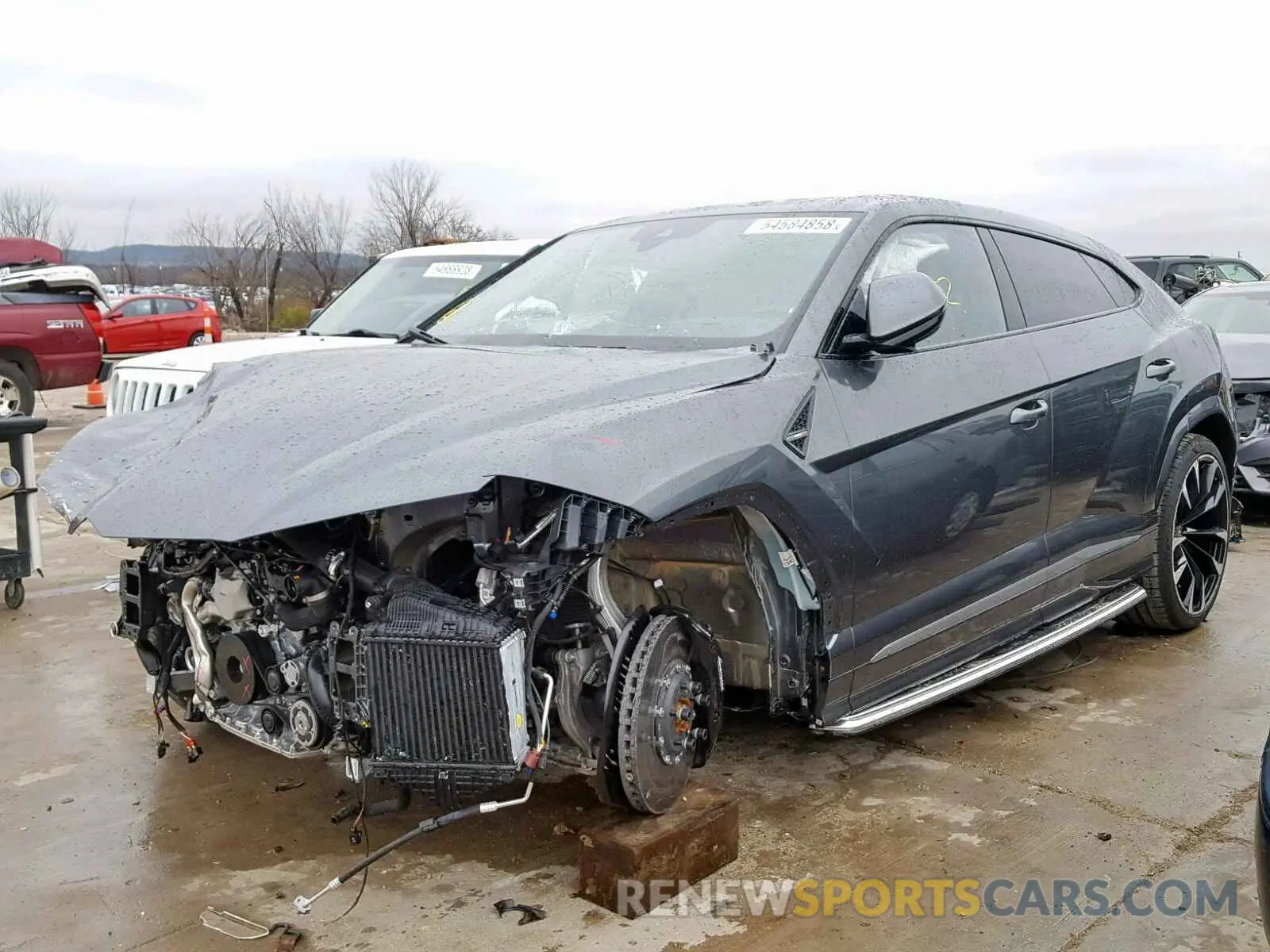 2 fotografías del automóvil dañado ZPBUA1ZL3KLA00862 LAMBORGHINI URUS 2019