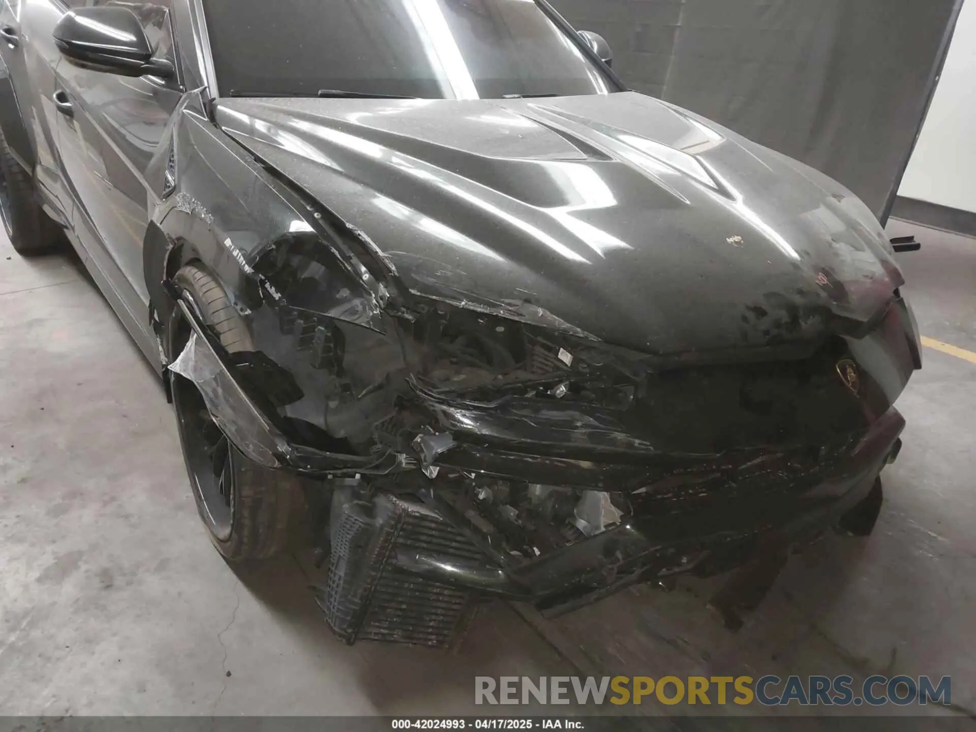 6 fotografías del automóvil dañado ZPBUA1ZL3KLA03213 LAMBORGHINI URUS 2019