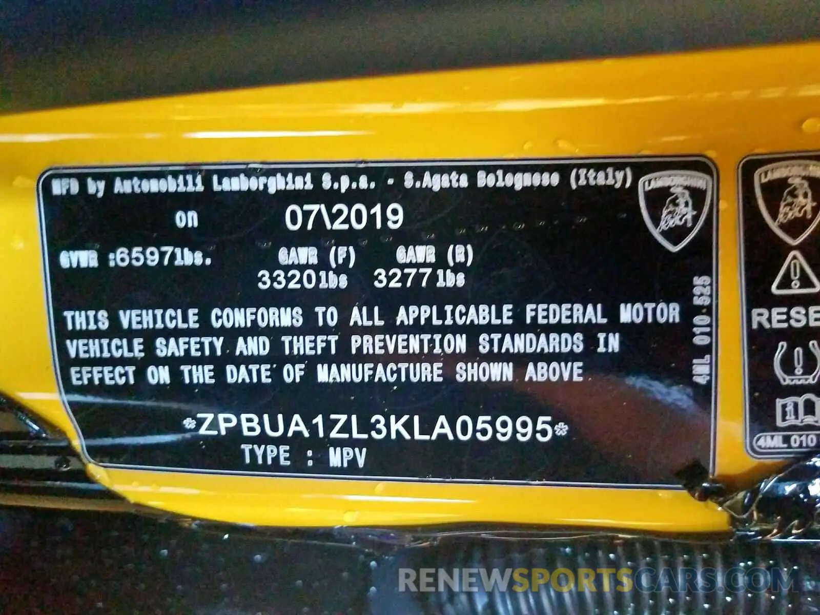10 fotografías del automóvil dañado ZPBUA1ZL3KLA05995 LAMBORGHINI URUS 2019