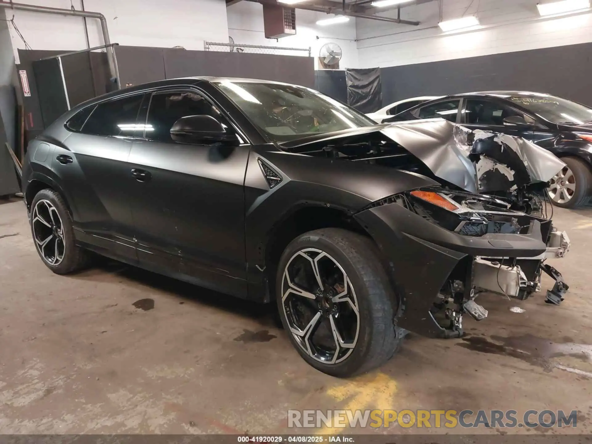 1 fotografías del automóvil dañado ZPBUA1ZL4KLA03222 LAMBORGHINI URUS 2019
