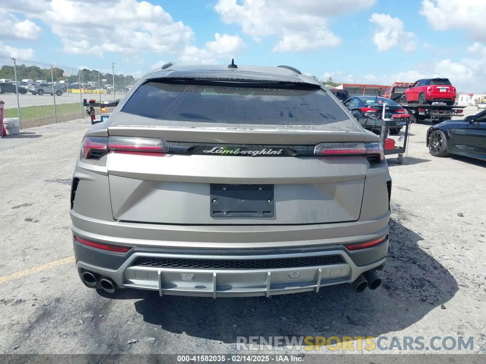16 fotografías del automóvil dañado ZPBUA1ZL6KLA06025 LAMBORGHINI URUS 2019