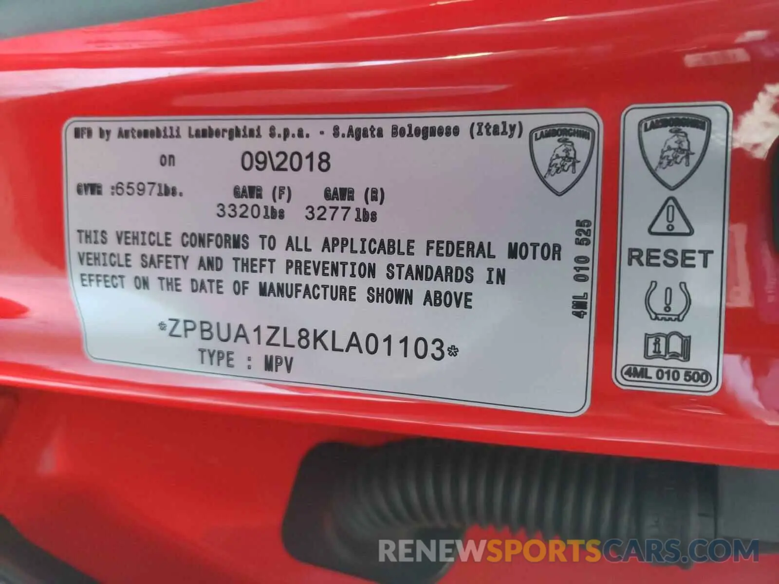 10 fotografías del automóvil dañado ZPBUA1ZL8KLA01103 LAMBORGHINI URUS 2019