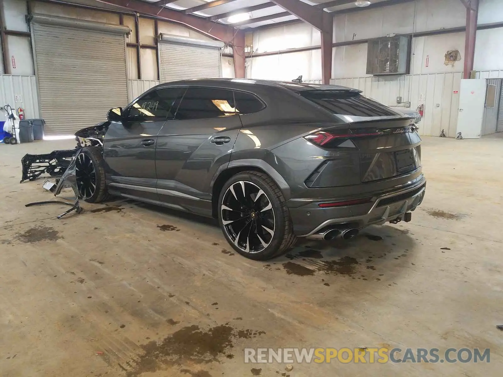 3 fotografías del automóvil dañado ZPBUA1ZL9KLA00896 LAMBORGHINI URUS 2019