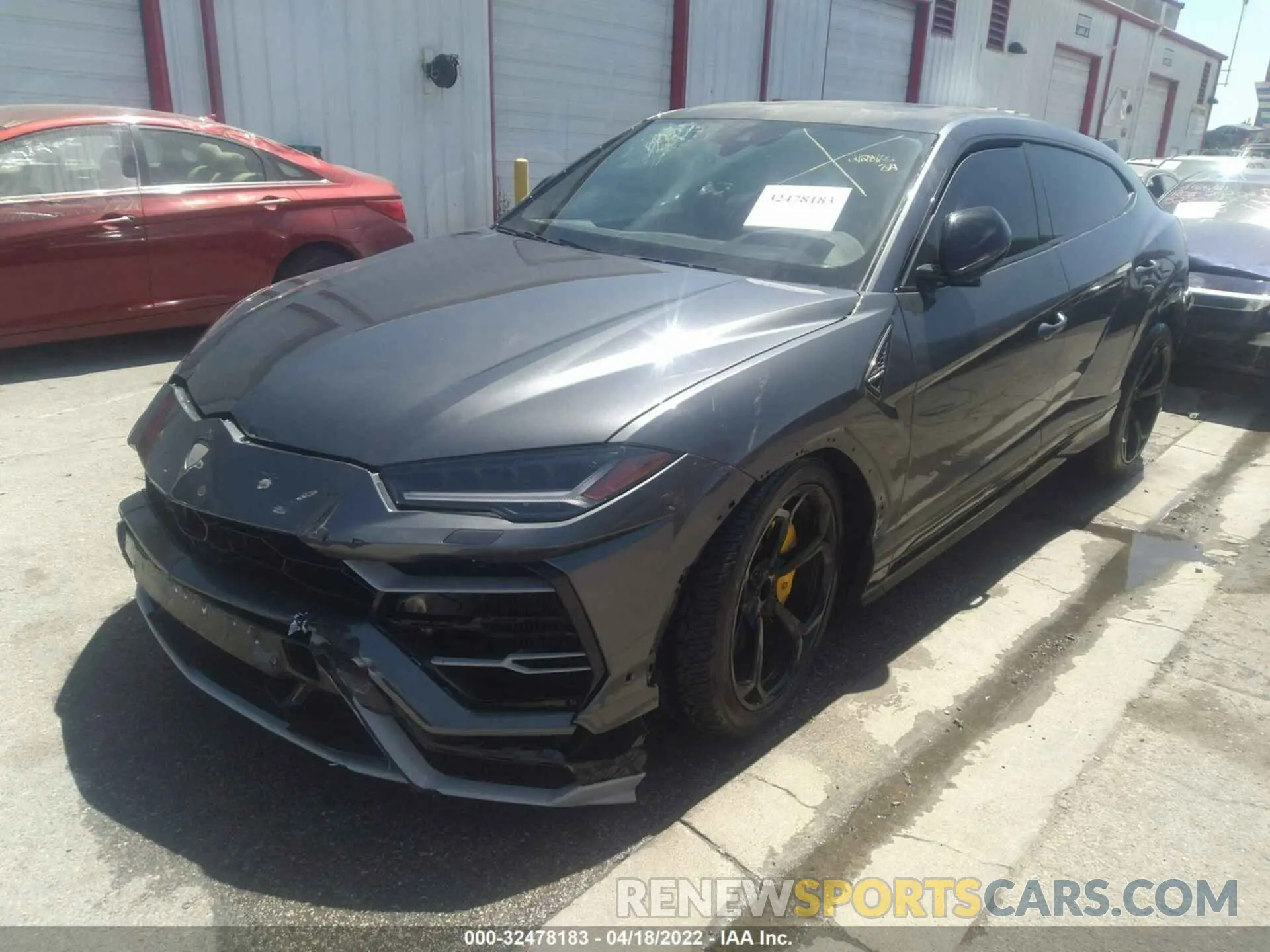 2 fotografías del automóvil dañado ZPBUA1ZL9KLA01112 LAMBORGHINI URUS 2019