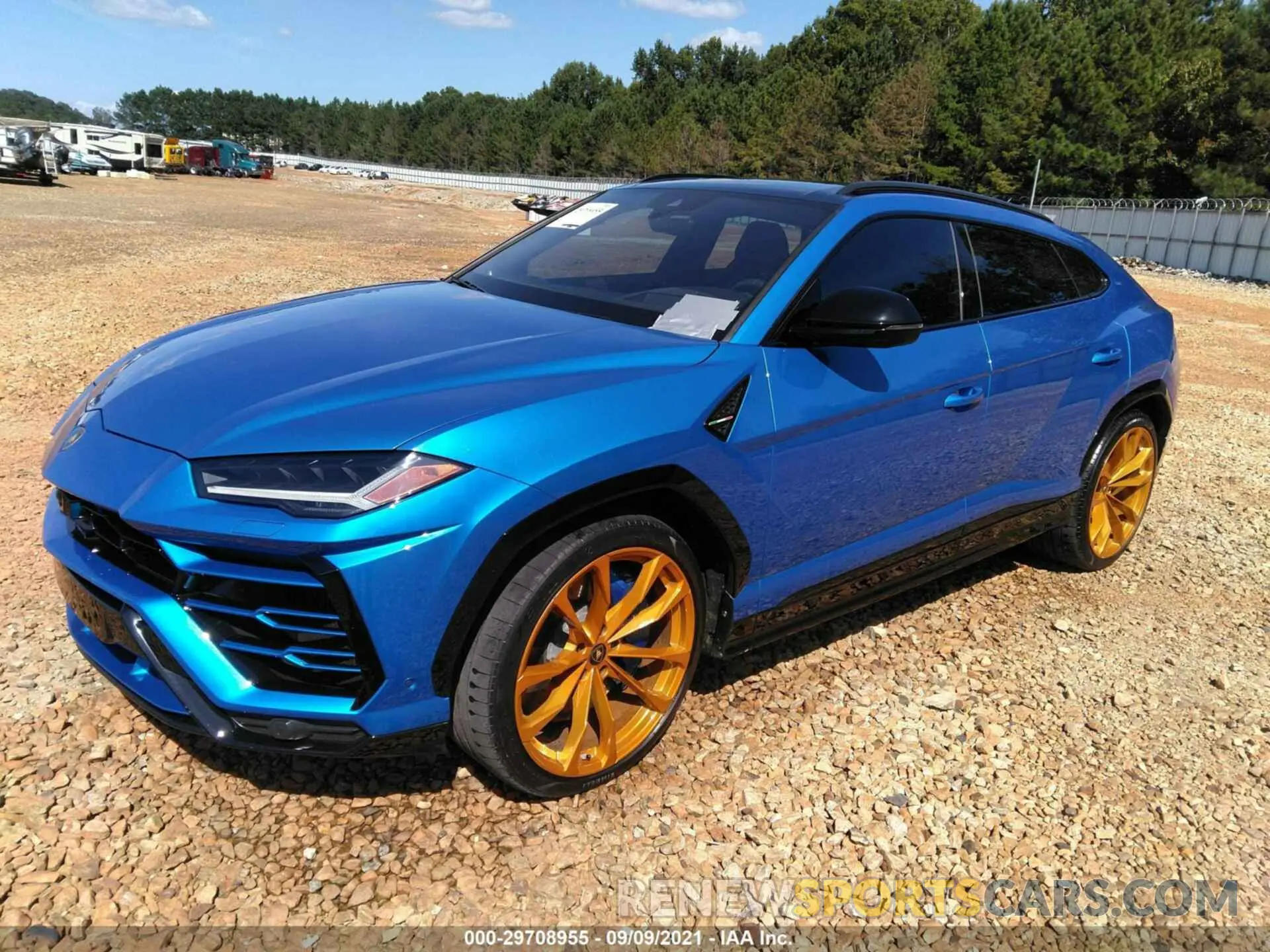2 fotografías del automóvil dañado ZPBUA1ZLXKLA00941 LAMBORGHINI URUS 2019