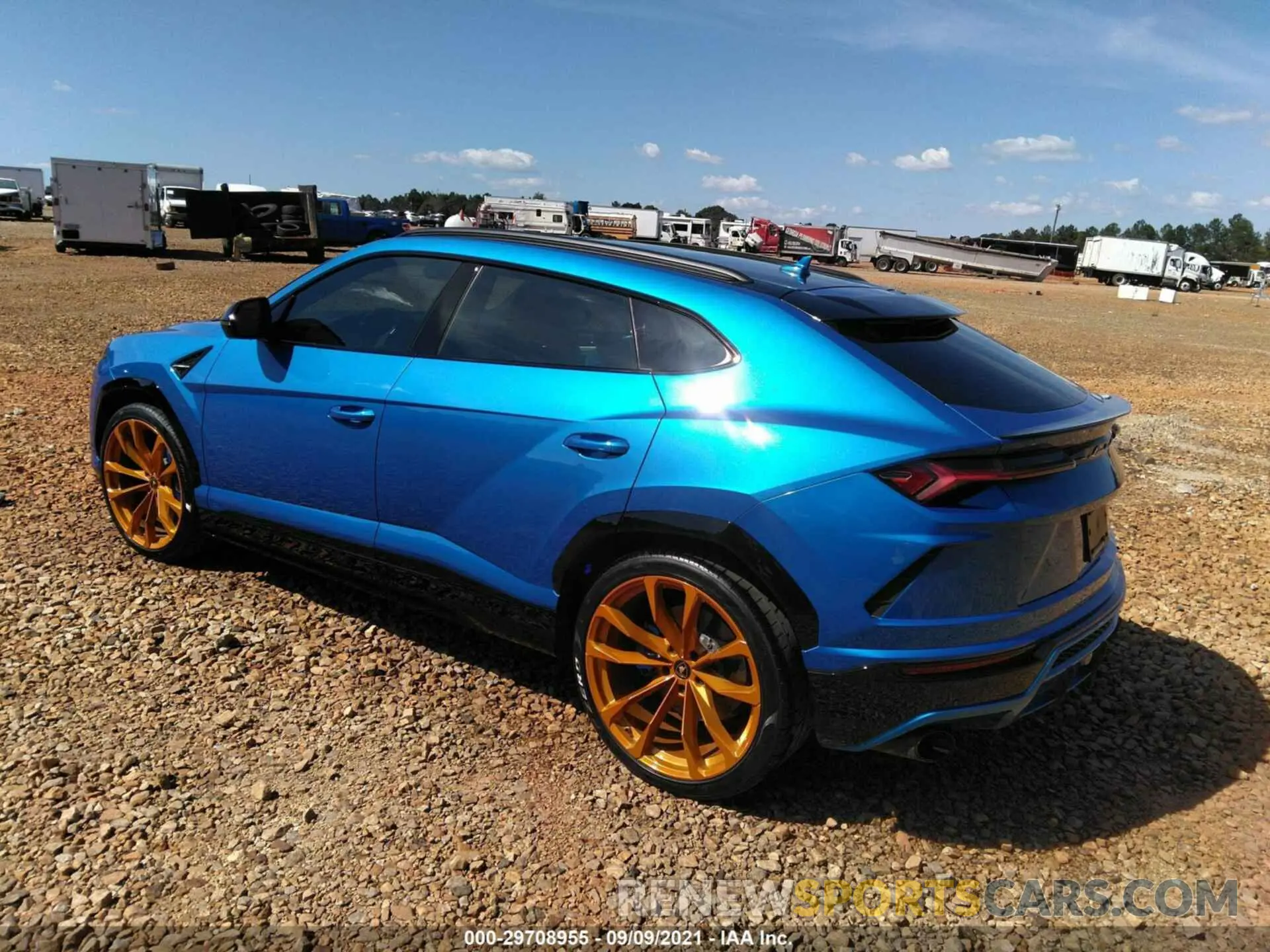 3 fotografías del automóvil dañado ZPBUA1ZLXKLA00941 LAMBORGHINI URUS 2019