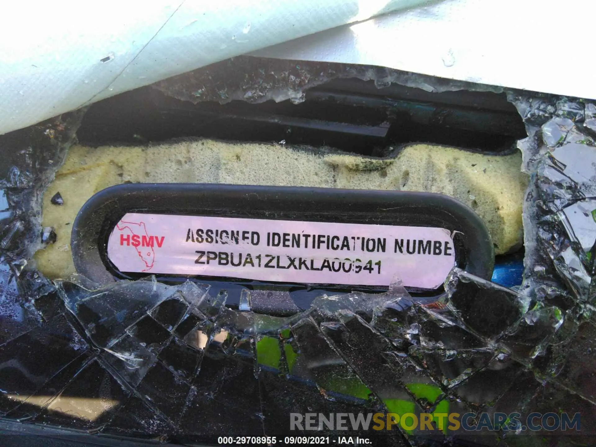 9 fotografías del automóvil dañado ZPBUA1ZLXKLA00941 LAMBORGHINI URUS 2019