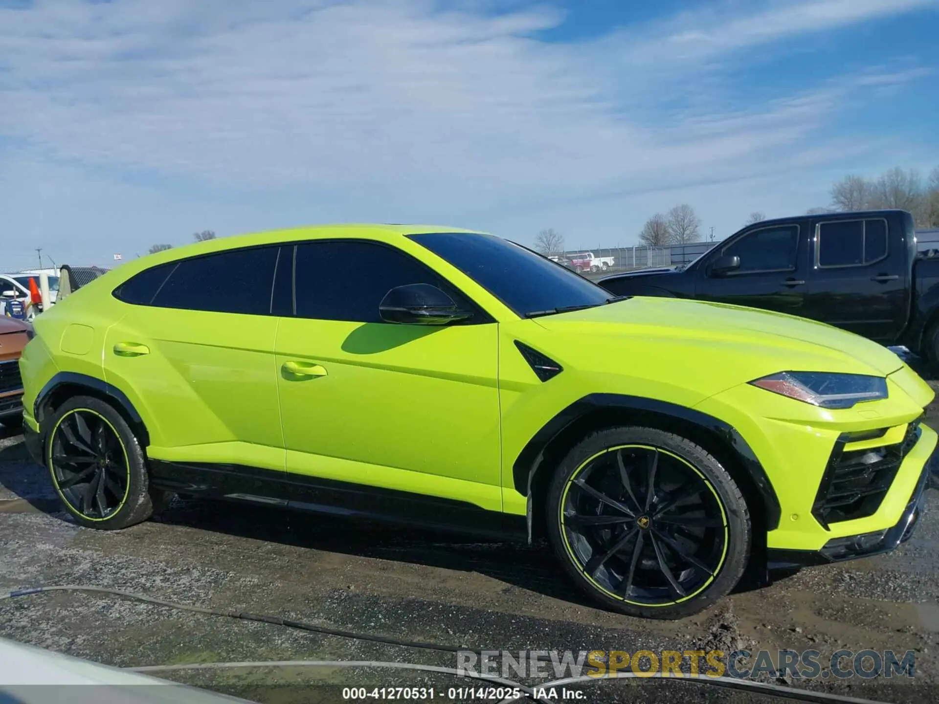 13 fotografías del automóvil dañado ZPBUA1ZLXNLA21017 LAMBORGHINI URUS 2022