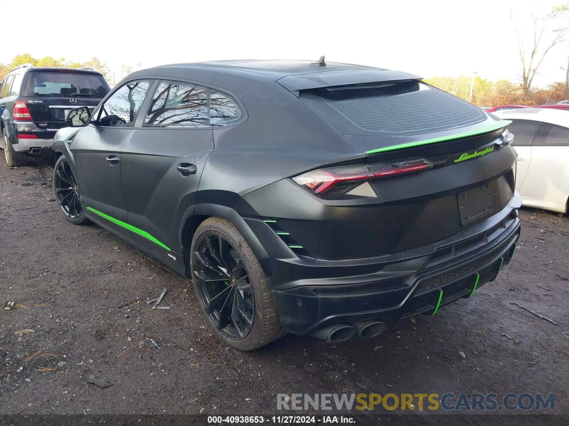 3 fotografías del automóvil dañado ZPBUB3ZL5PLA27321 LAMBORGHINI URUS 2023