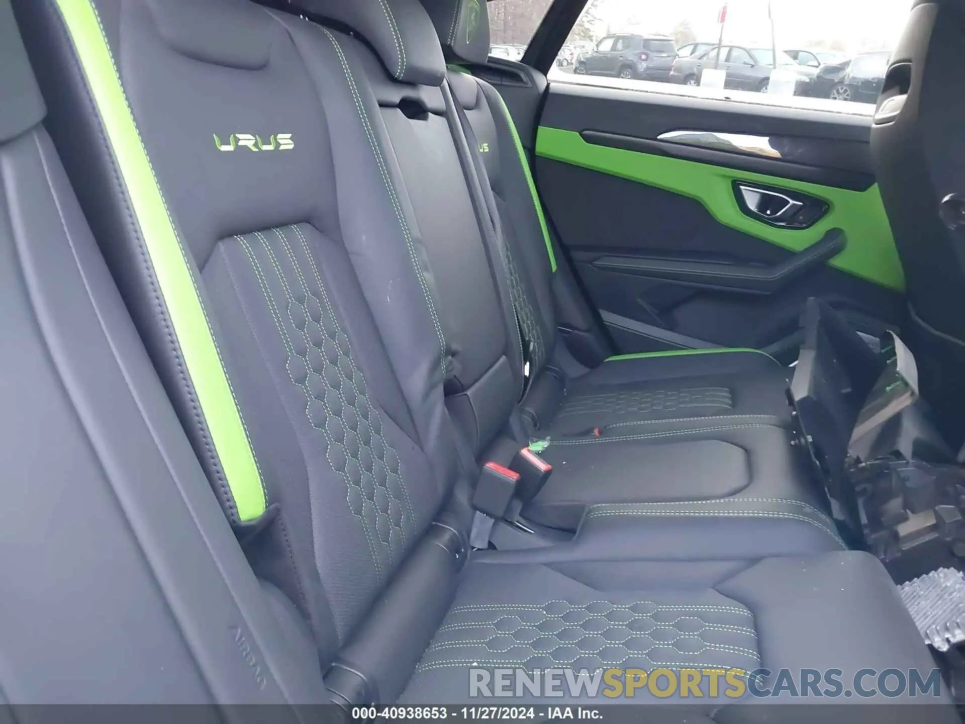 8 fotografías del automóvil dañado ZPBUB3ZL5PLA27321 LAMBORGHINI URUS 2023