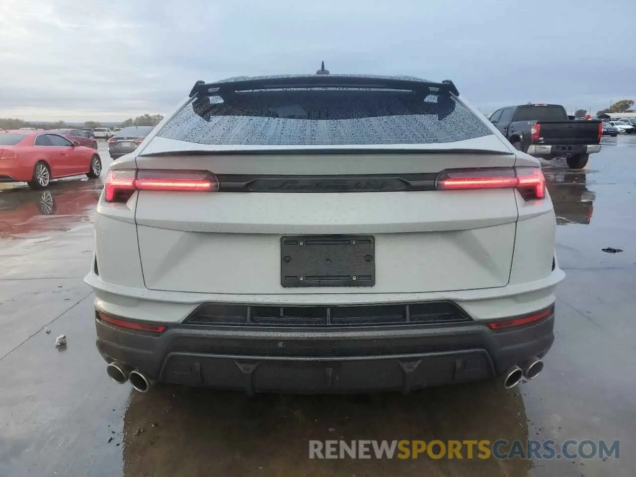 6 fotografías del automóvil dañado ZPBUC3ZL1PLA27460 LAMBORGHINI URUS PERFO 2023