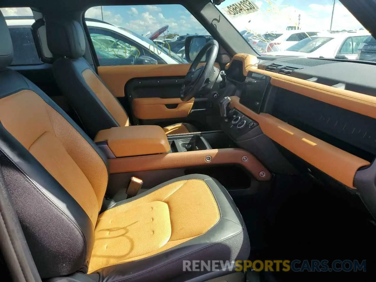 5 fotografías del automóvil dañado SALEX6RU4N2066078 LAND ROVER ALL OTHER 2022