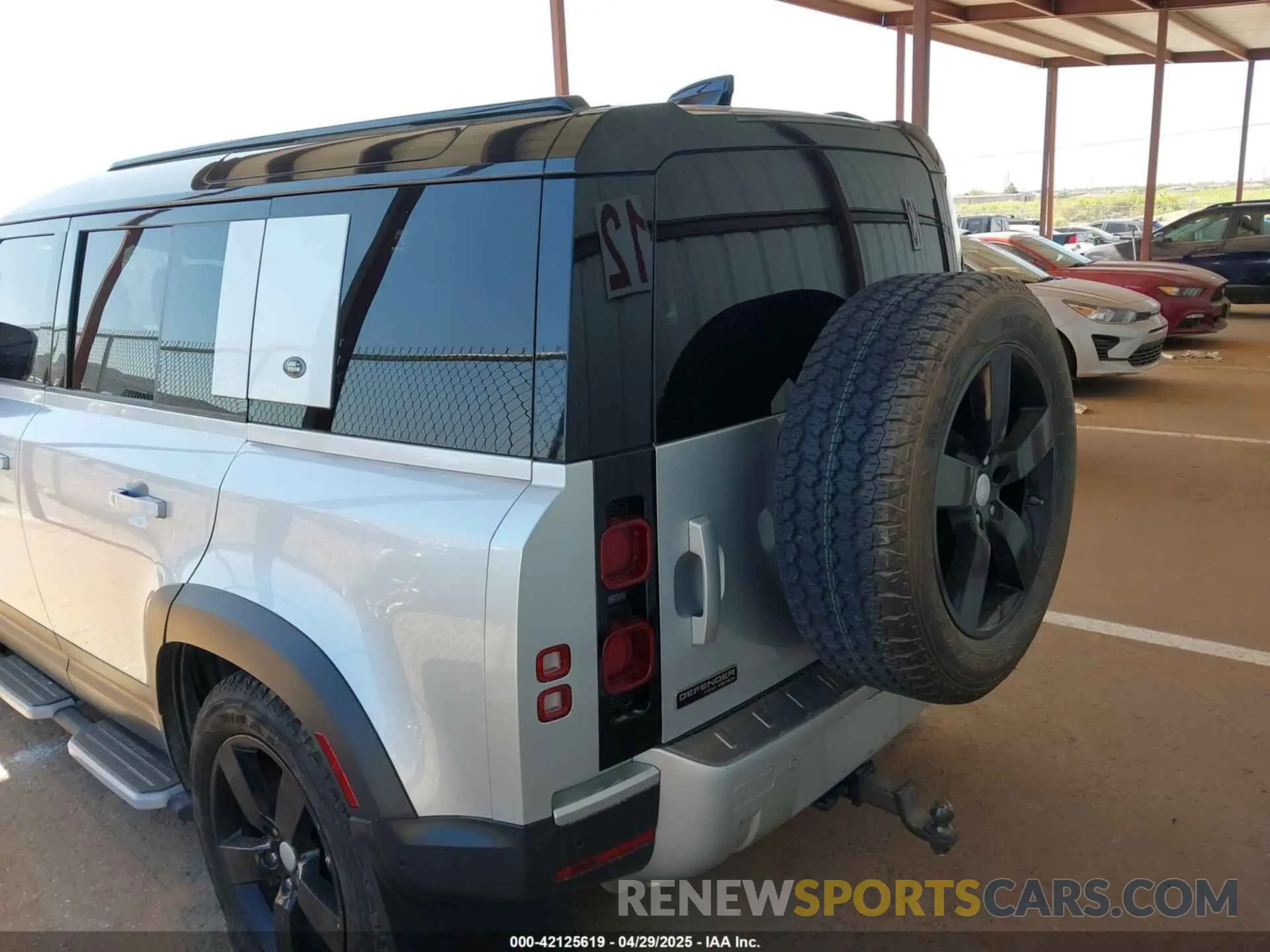 16 fotografías del automóvil dañado SALE1EEU3L2005075 LAND ROVER DEFENDER 2020