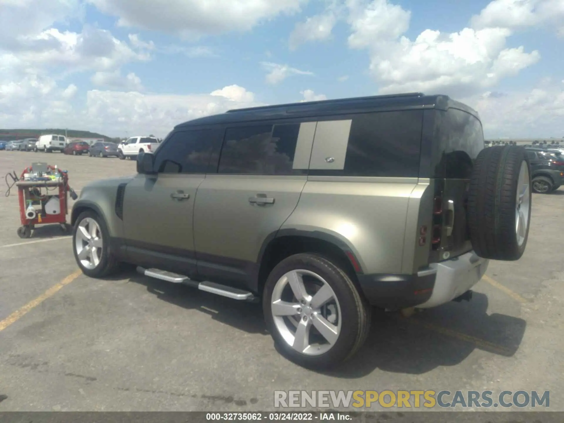3 fotografías del automóvil dañado SALE1EEU3L2016870 LAND ROVER DEFENDER 2020