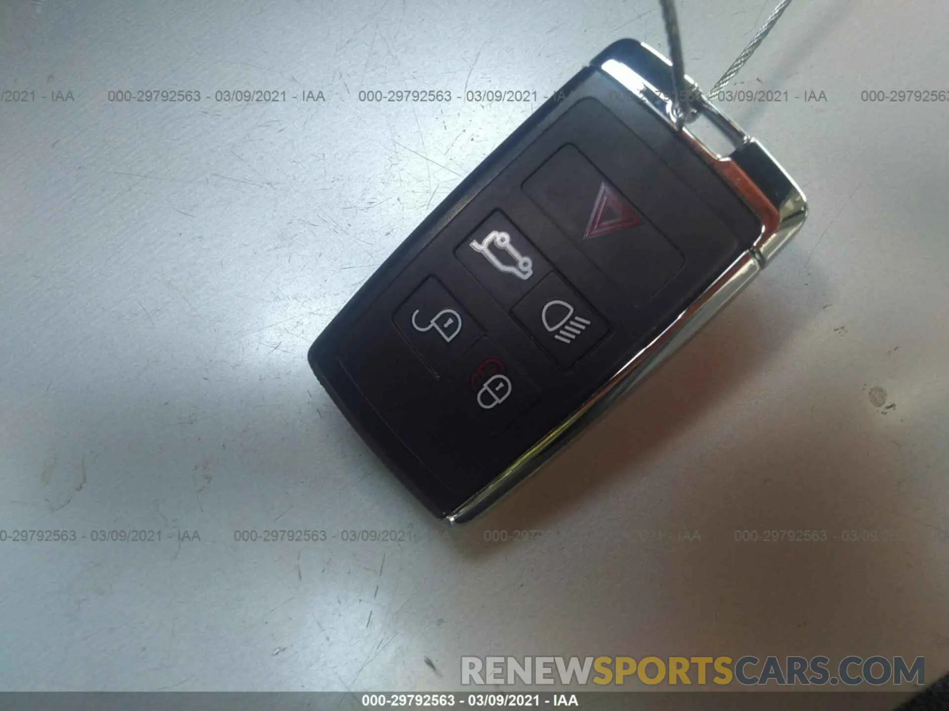 11 fotografías del automóvil dañado SALE1EEU7L2005466 LAND ROVER DEFENDER 2020