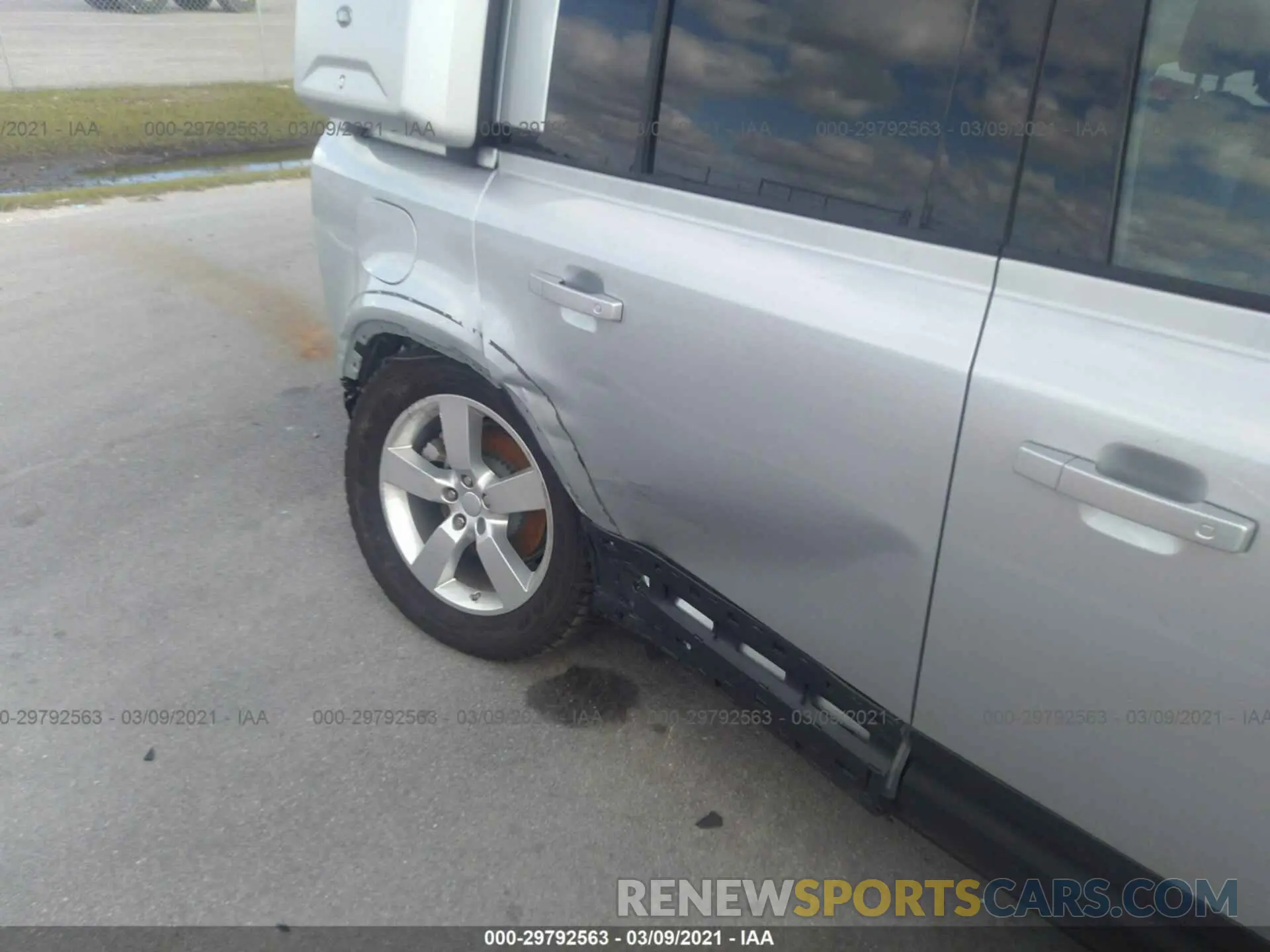 6 fotografías del automóvil dañado SALE1EEU7L2005466 LAND ROVER DEFENDER 2020