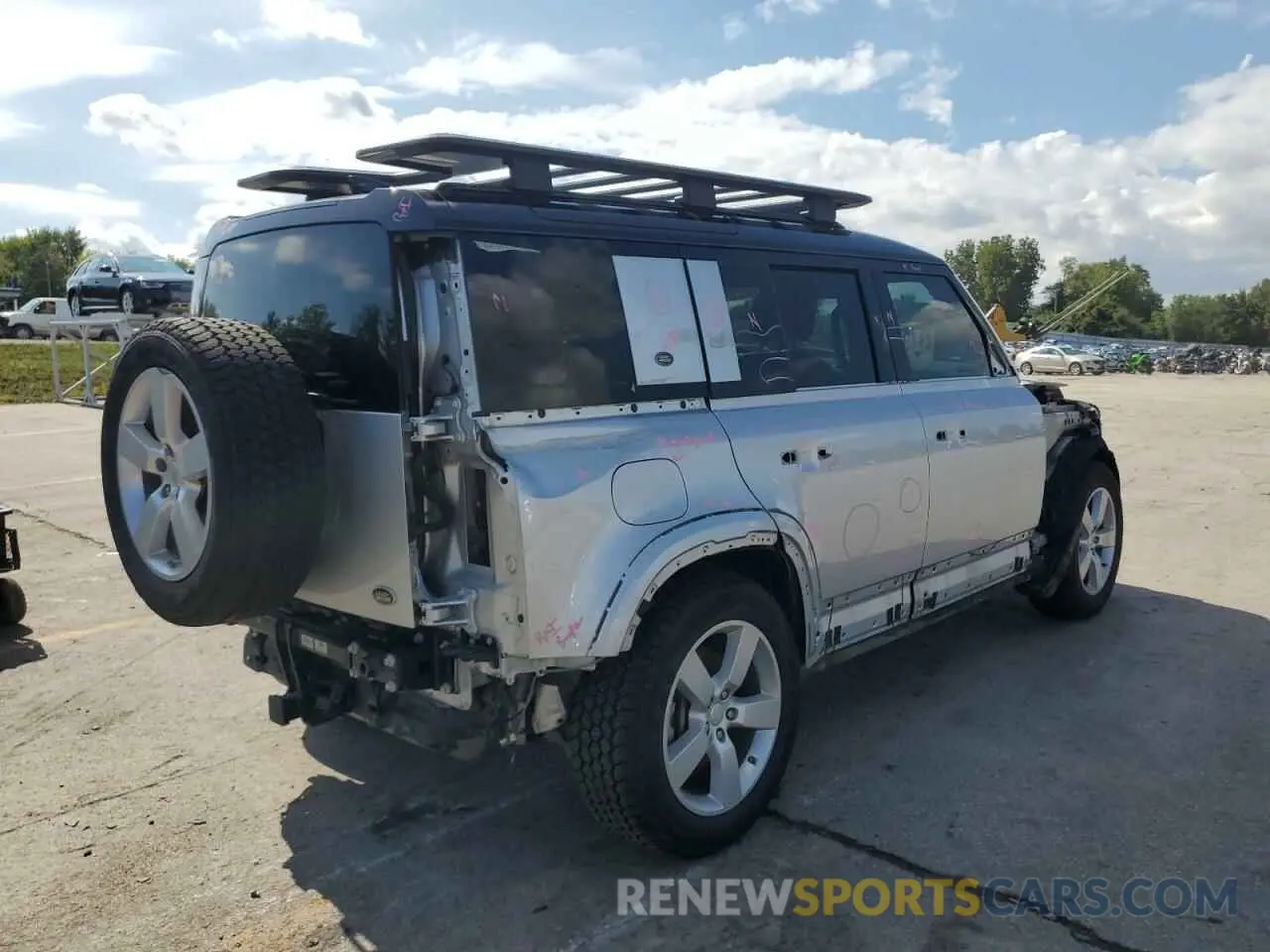 3 fotografías del automóvil dañado SALE1EEUXL2021788 LAND ROVER DEFENDER 2020