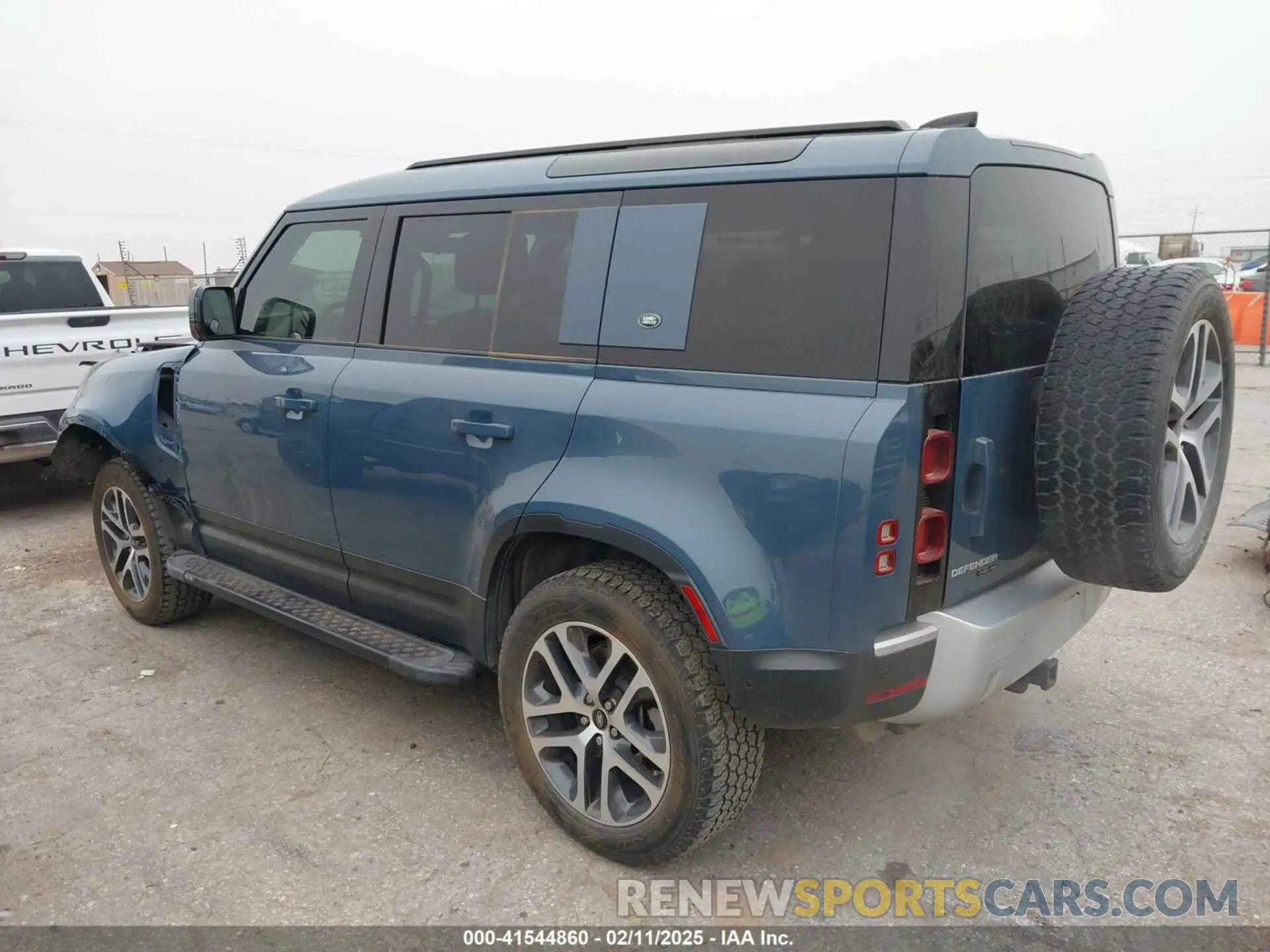 3 fotografías del automóvil dañado SALE97EU6L2016219 LAND ROVER DEFENDER 2020