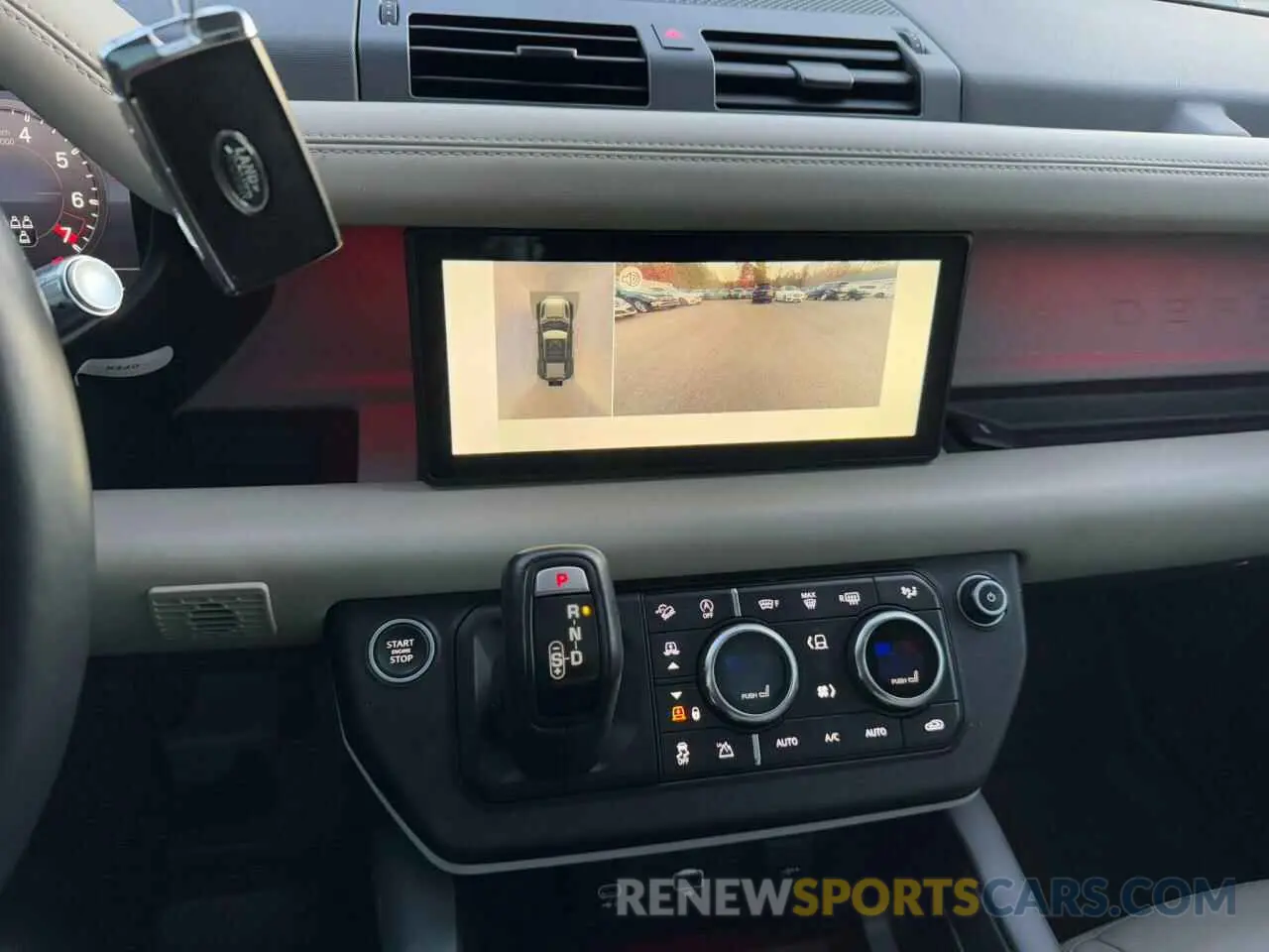 10 fotografías del automóvil dañado SALE9EEU2L2022250 LAND ROVER DEFENDER 2020