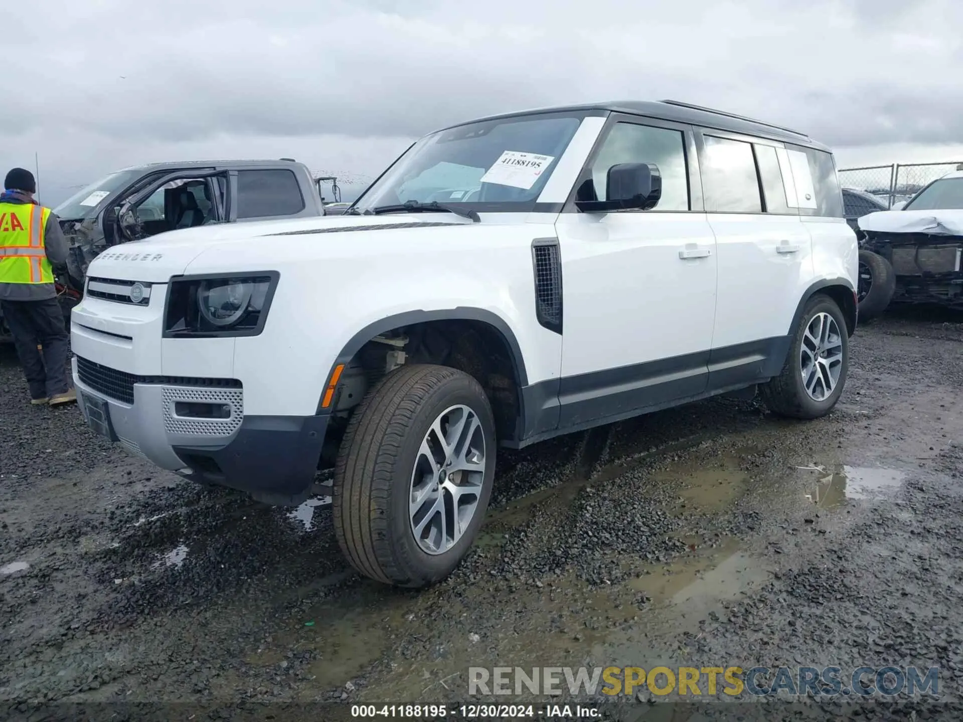 2 fotografías del automóvil dañado SALE9EEUXL2025865 LAND ROVER DEFENDER 2020