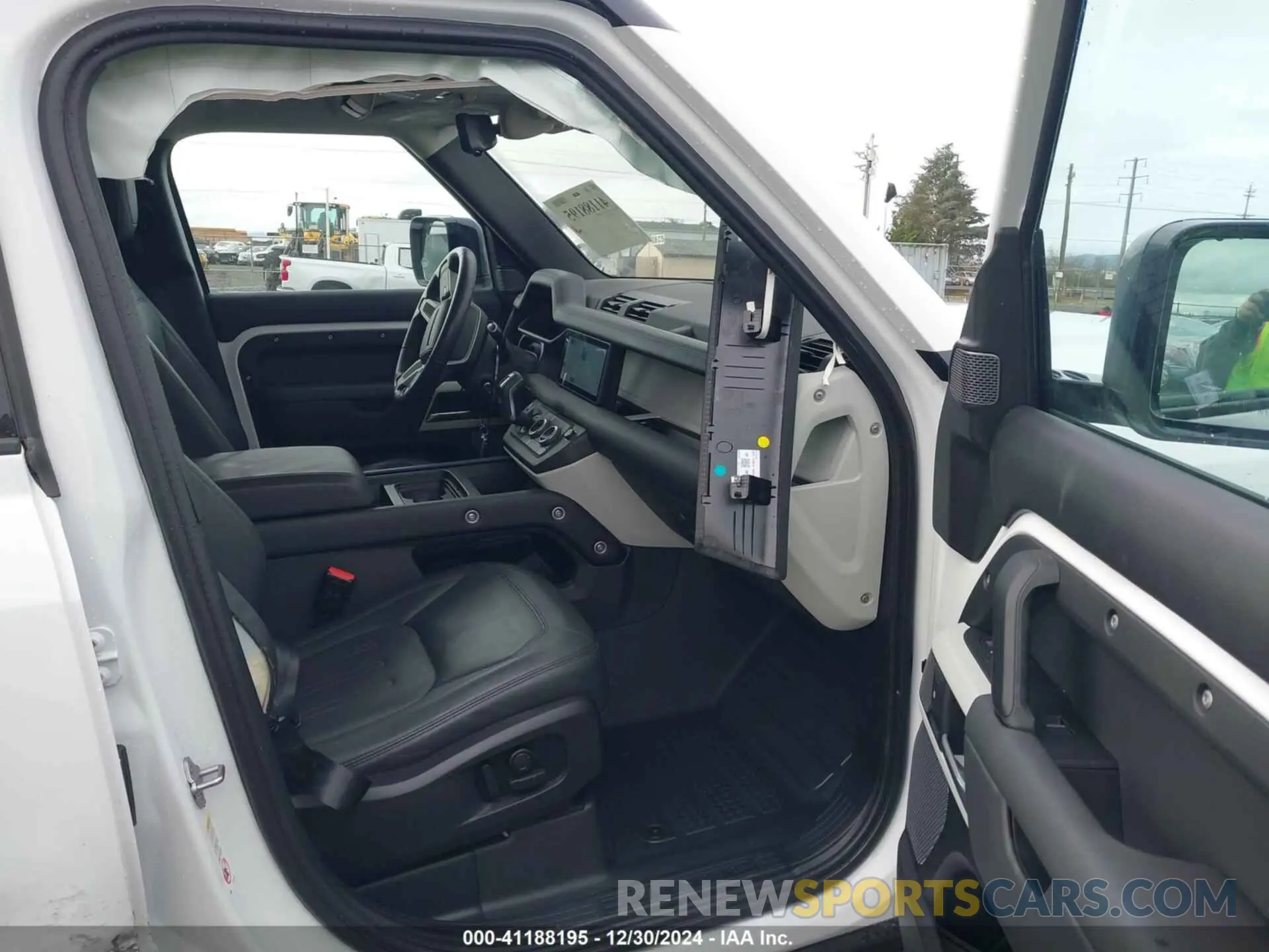 5 fotografías del automóvil dañado SALE9EEUXL2025865 LAND ROVER DEFENDER 2020