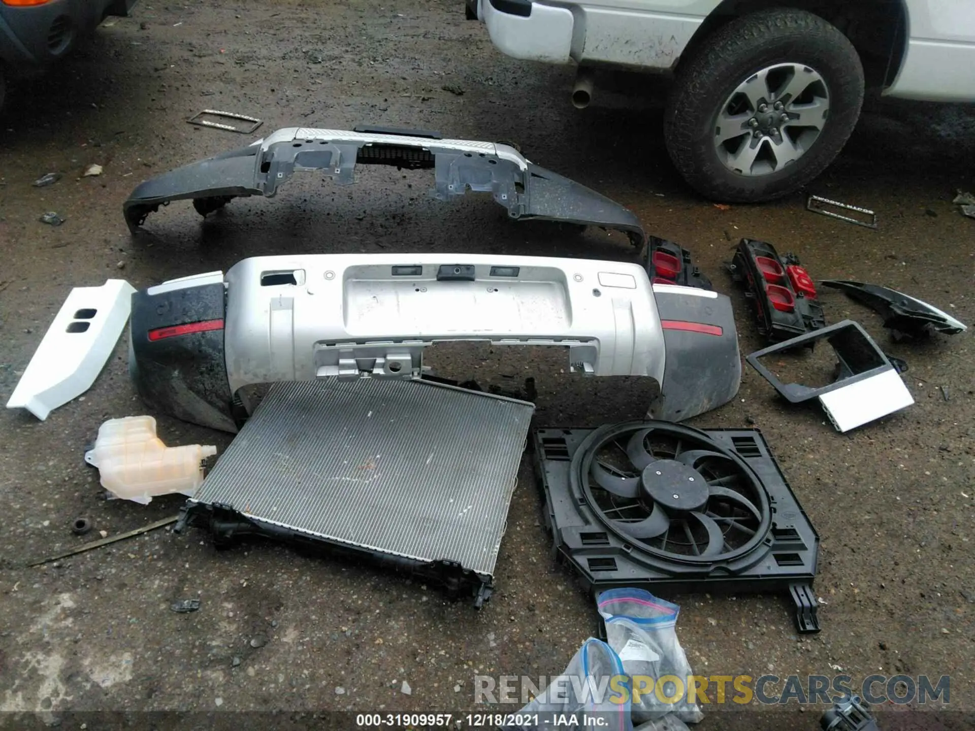 12 fotografías del automóvil dañado SALEP7EU4L2026849 LAND ROVER DEFENDER 2020
