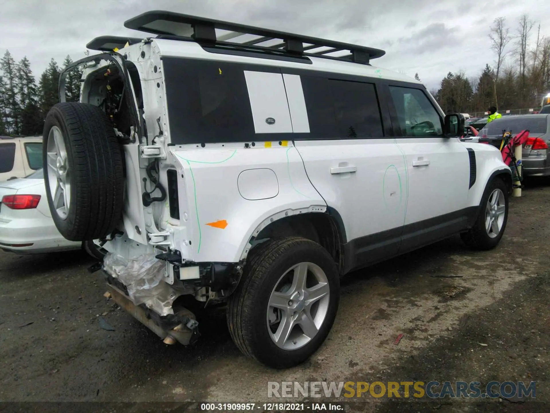 4 fotografías del automóvil dañado SALEP7EU4L2026849 LAND ROVER DEFENDER 2020