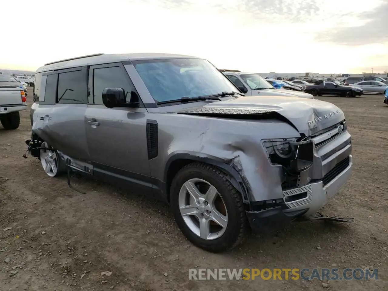 4 fotografías del automóvil dañado SALEP7EU8L2017183 LAND ROVER DEFENDER 2020
