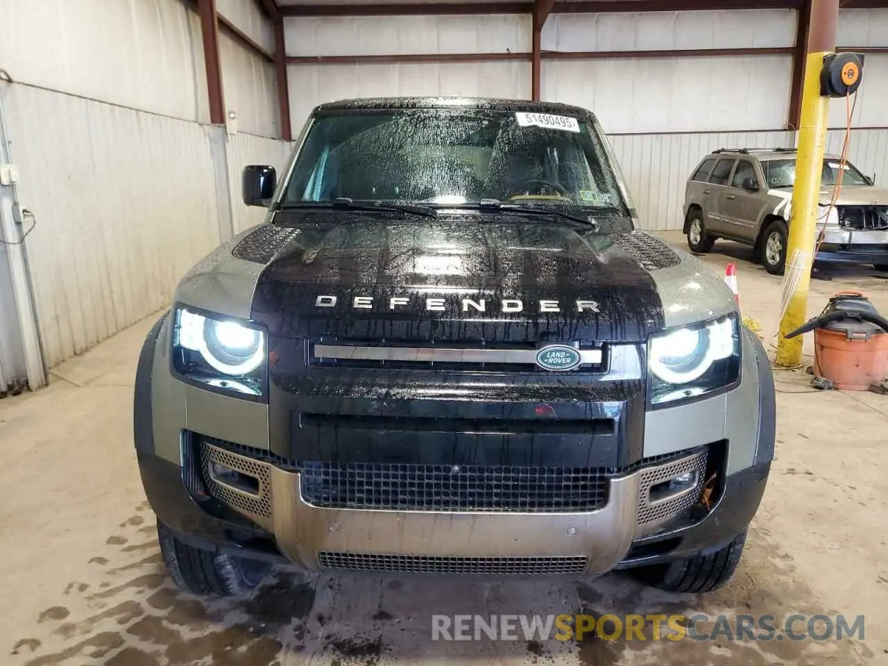 5 fotografías del automóvil dañado SALEX7EU4L2022865 LAND ROVER DEFENDER 2020