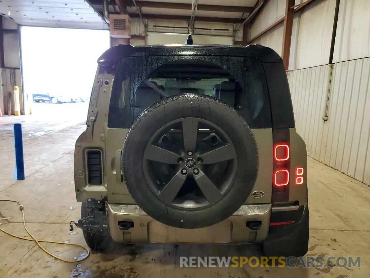 6 fotografías del automóvil dañado SALEX7EU4L2022865 LAND ROVER DEFENDER 2020