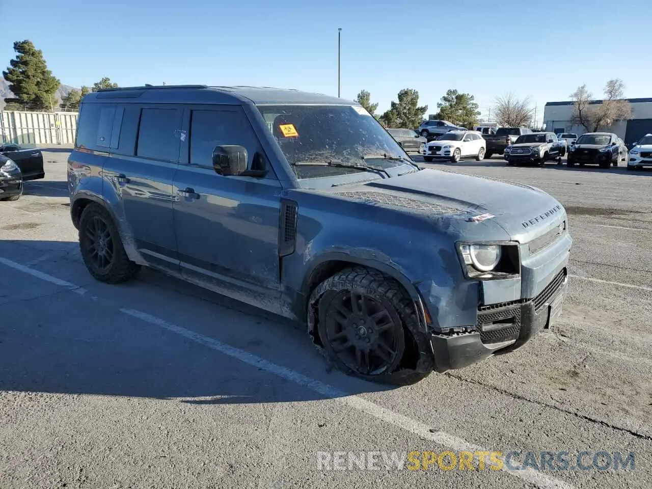 4 fotografías del automóvil dañado SALEJ7RX6M2035267 LAND ROVER DEFENDER 2021