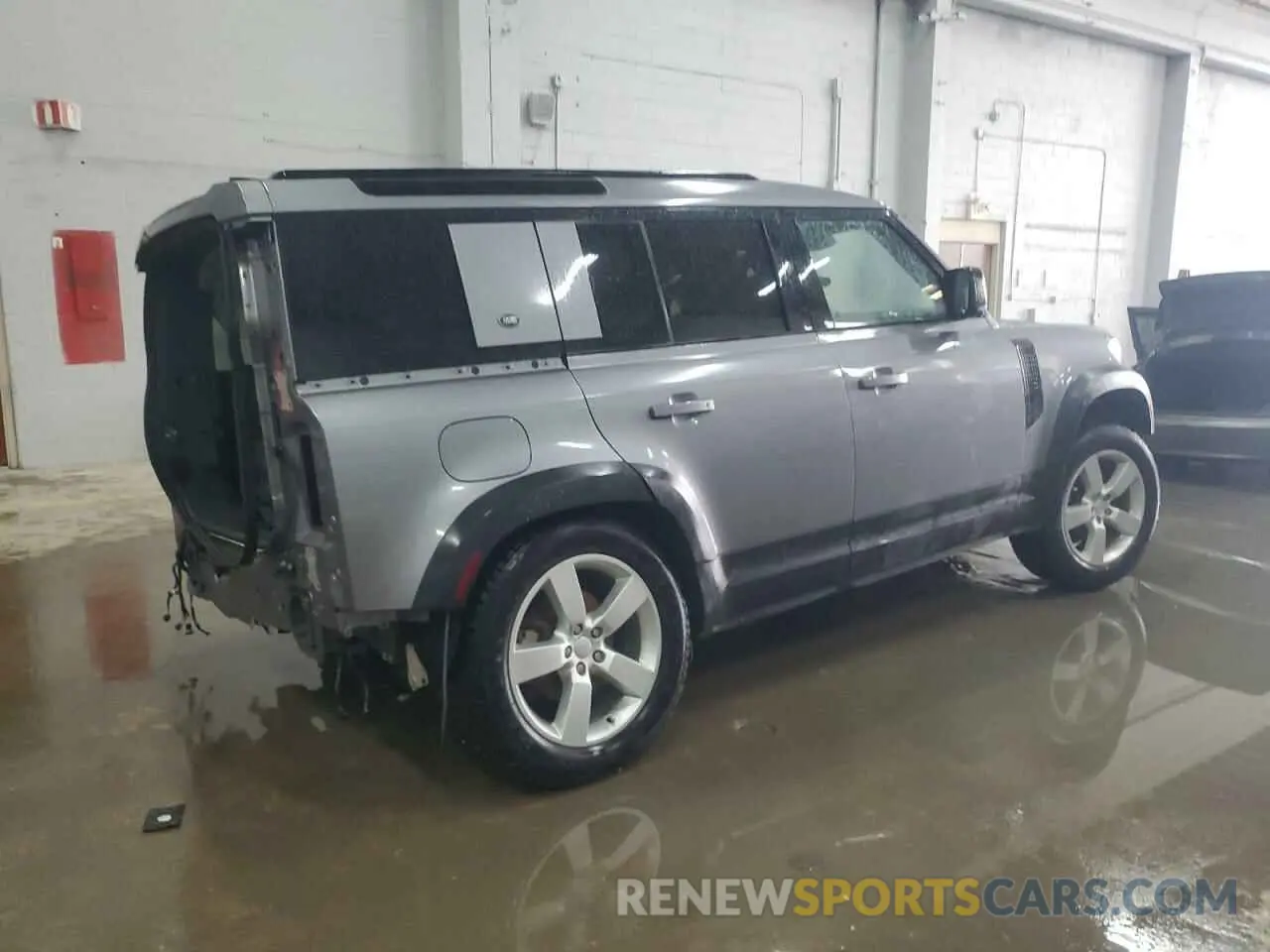 3 fotografías del automóvil dañado SALEJ7RX7M2062011 LAND ROVER DEFENDER 2021