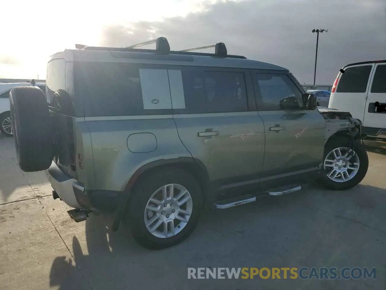 3 fotografías del automóvil dañado SALEK7RX6M2060683 LAND ROVER DEFENDER 2021