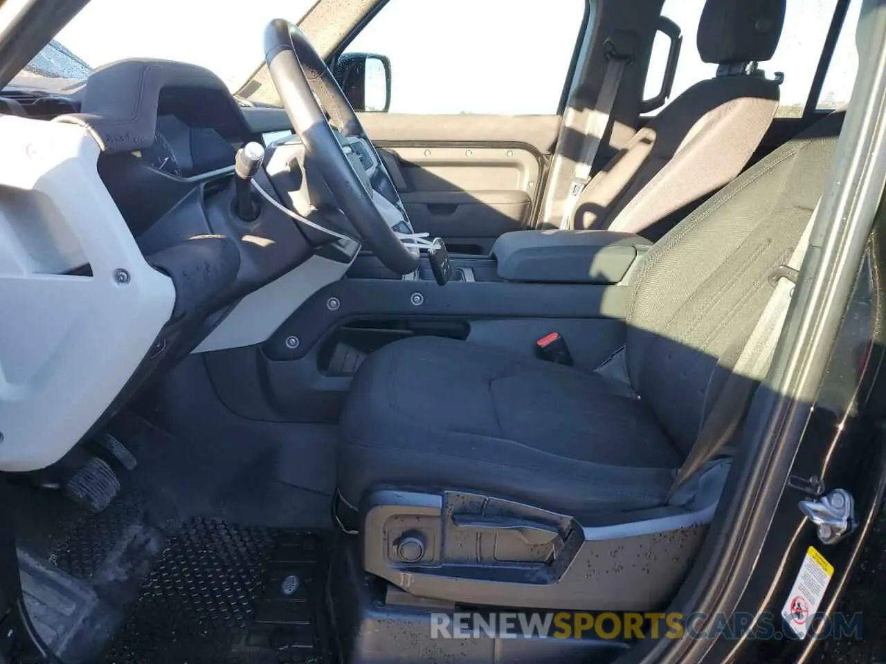 7 fotografías del automóvil dañado SALEK7RX8M2034859 LAND ROVER DEFENDER 2021