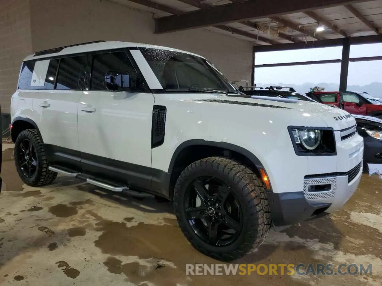 4 fotografías del automóvil dañado SALEP7RUXM2049841 LAND ROVER DEFENDER 2021