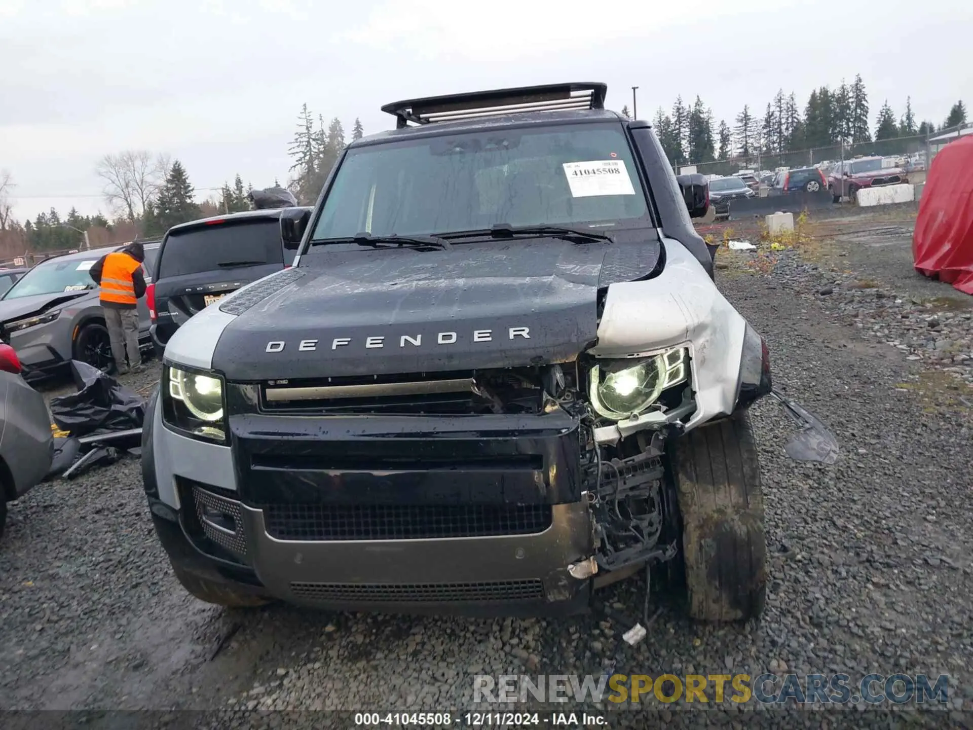 12 fotografías del automóvil dañado SALEXERU6M2038629 LAND ROVER DEFENDER 2021