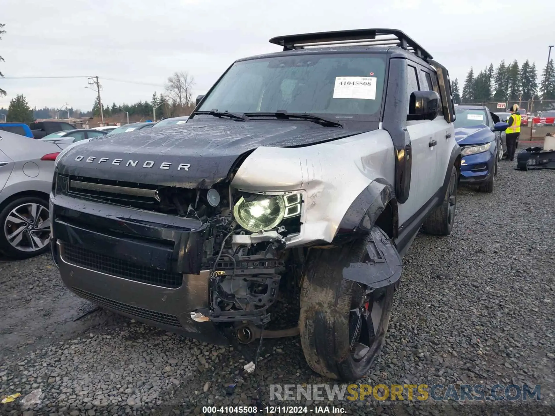 6 fotografías del automóvil dañado SALEXERU6M2038629 LAND ROVER DEFENDER 2021