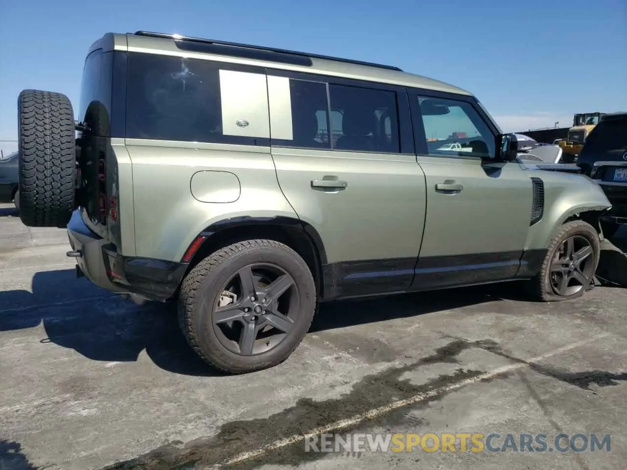 3 fotografías del automóvil dañado SALE27RU5N2073836 LAND ROVER DEFENDER 2022